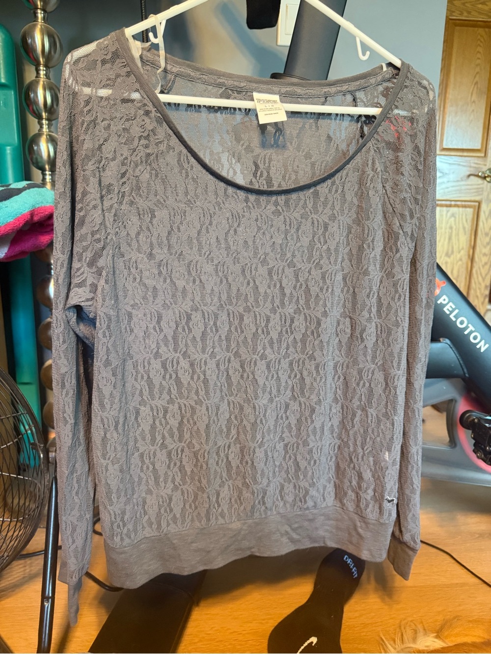 Vs pink shirt